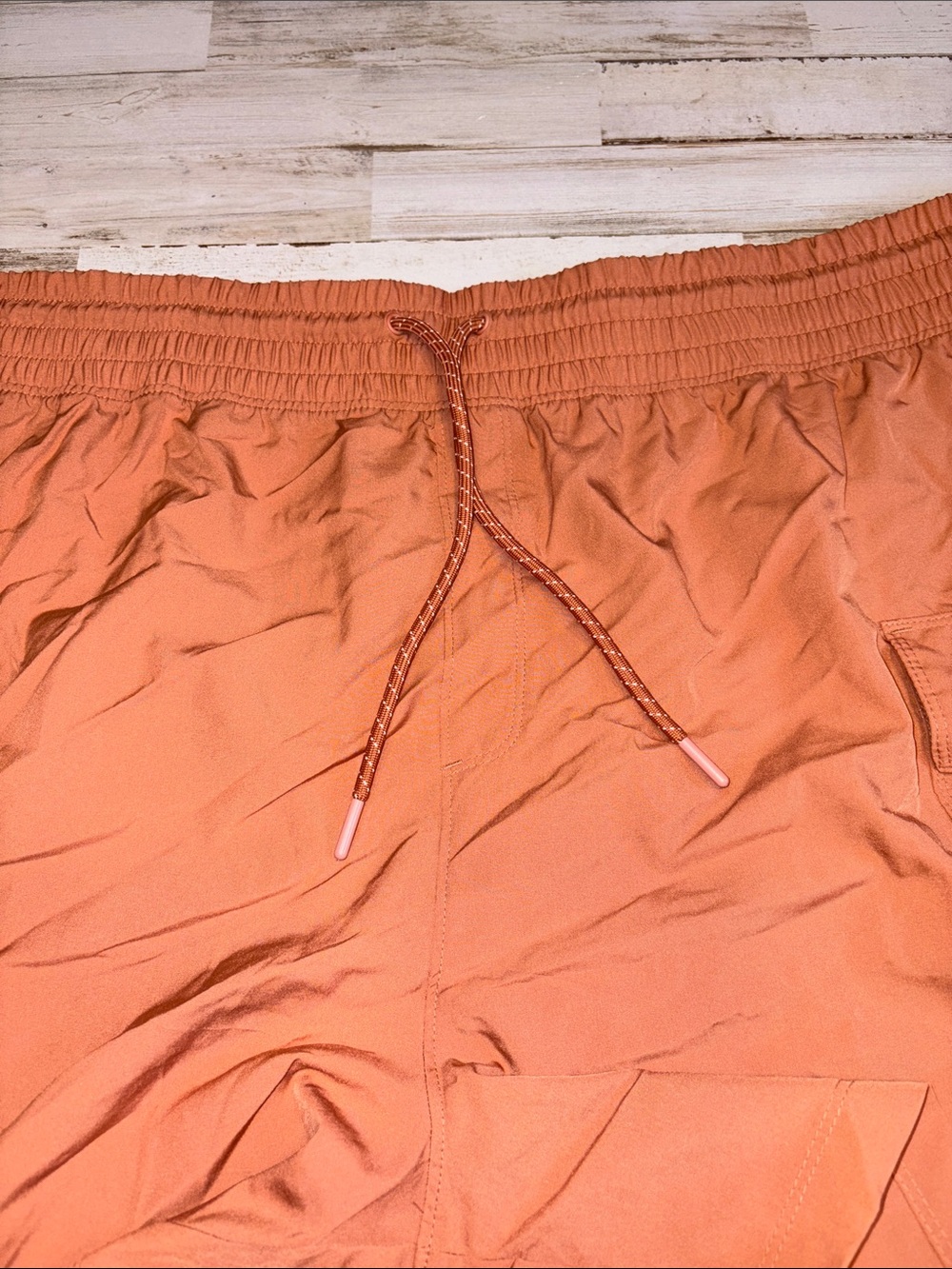 Old Navy Strechtech Drawstring Shorts in Rust Brown Plus Size 3X - Picture 9 of 14